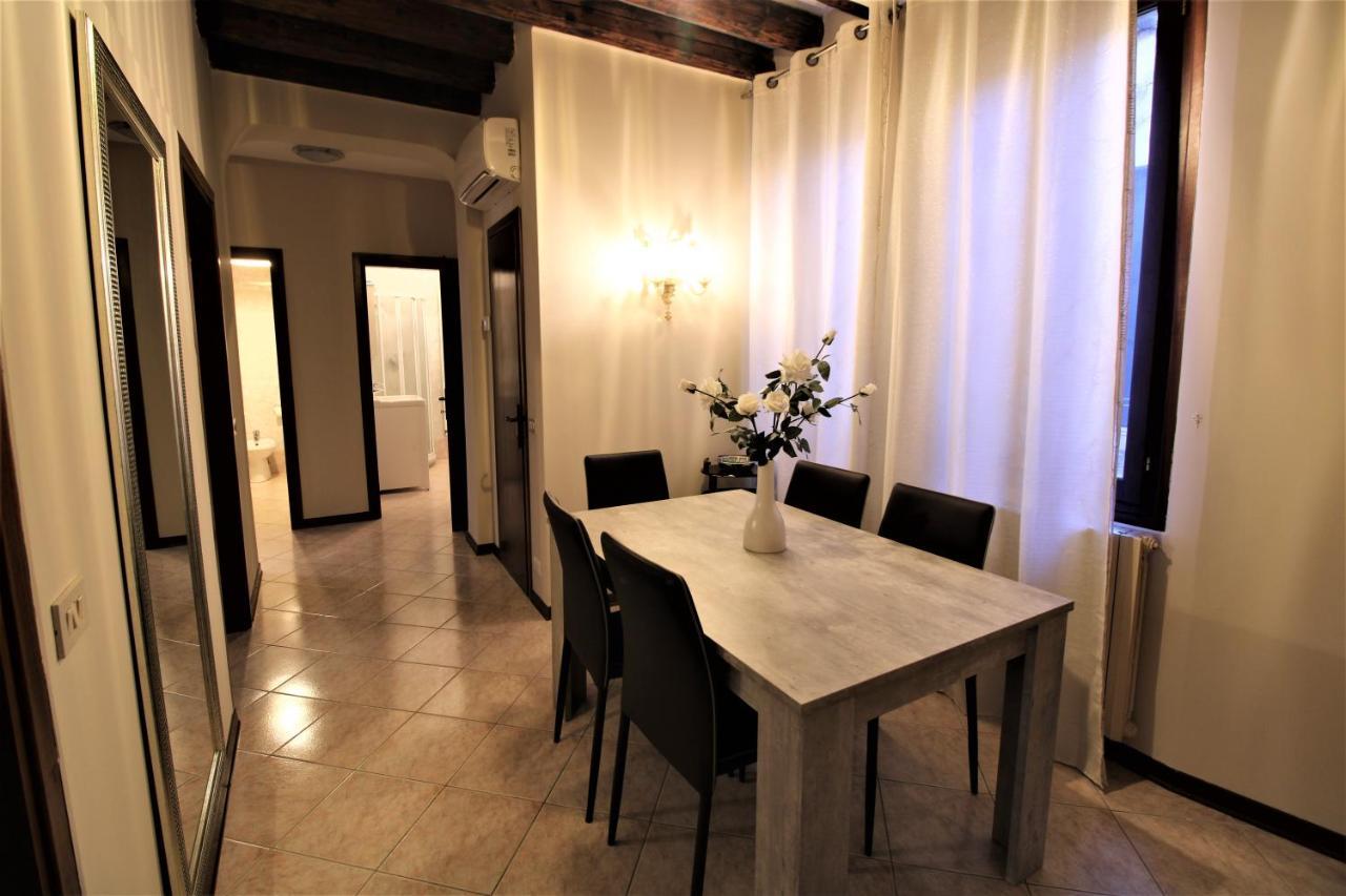 Central And Spacious Apartment Veneza Exterior foto